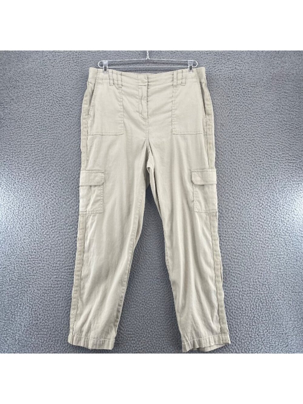 Chicos Pants Womens 1.5 US 10 Ivory Linen Blend Cargo Pockets Crop Tapered Leg